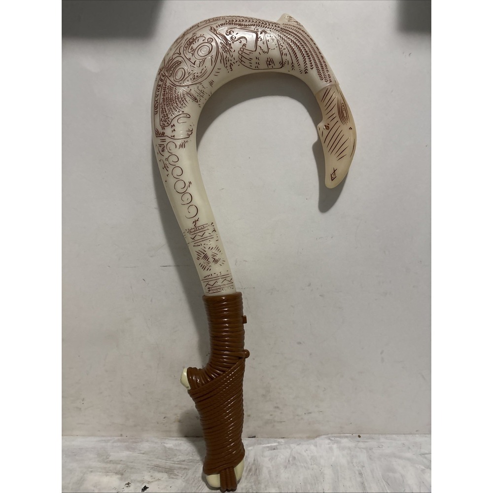 JAKKS Pacific Disney Moana Maui Magical Fish Hook 20in Light Up Sound Toy Works